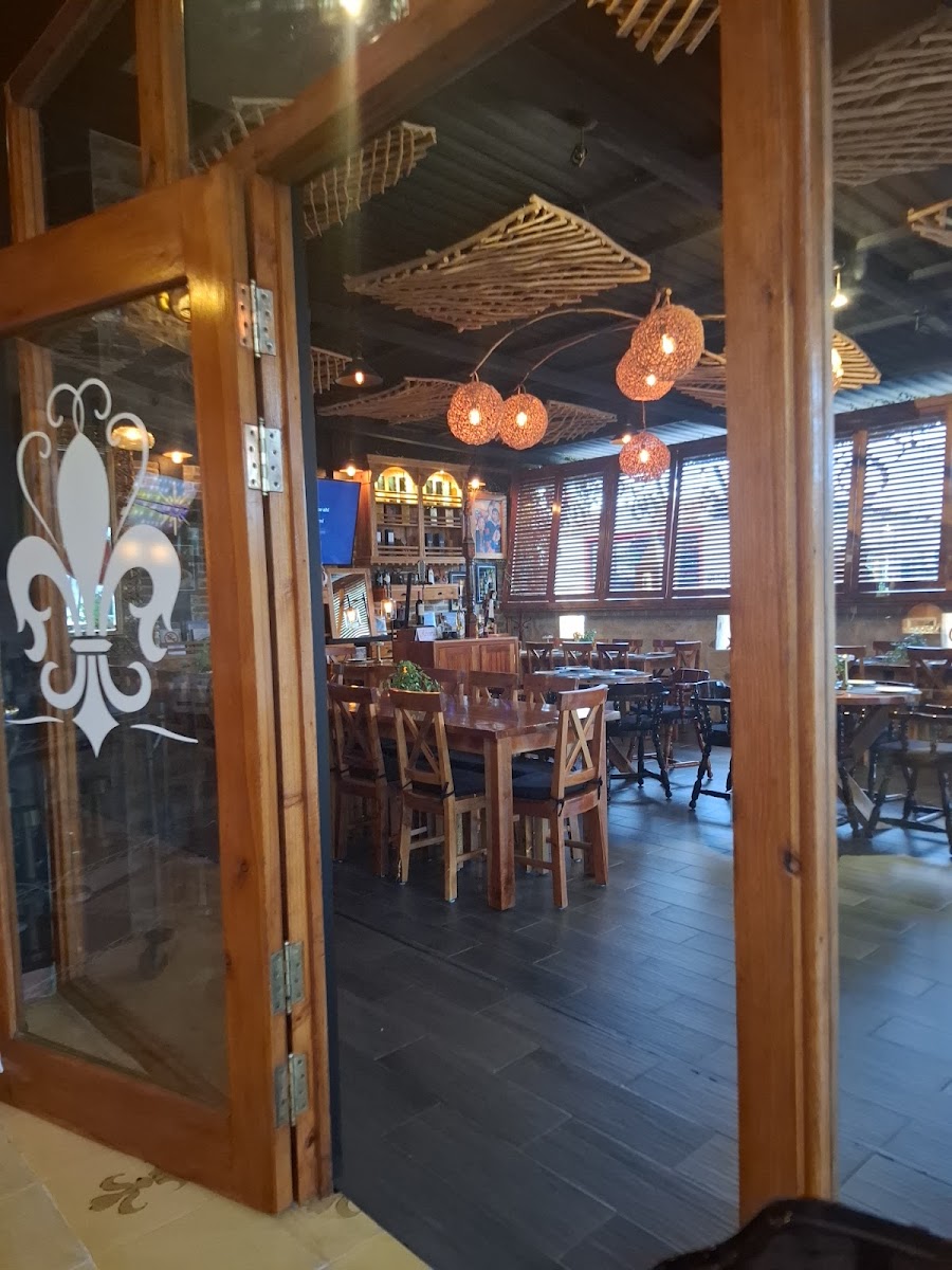 La Casa De Los Cortes 'piensa En Mi' Photos 2